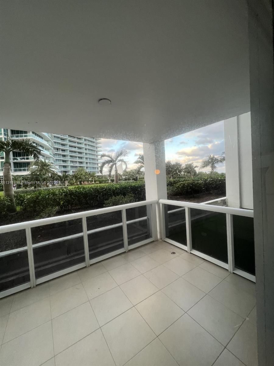 HARBOUR HOUSE - Residential