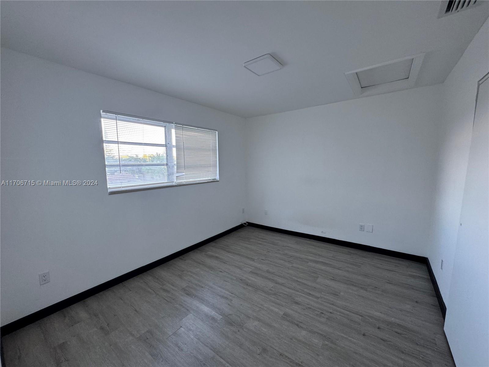 HALLANDALE PARK - Residential Lease