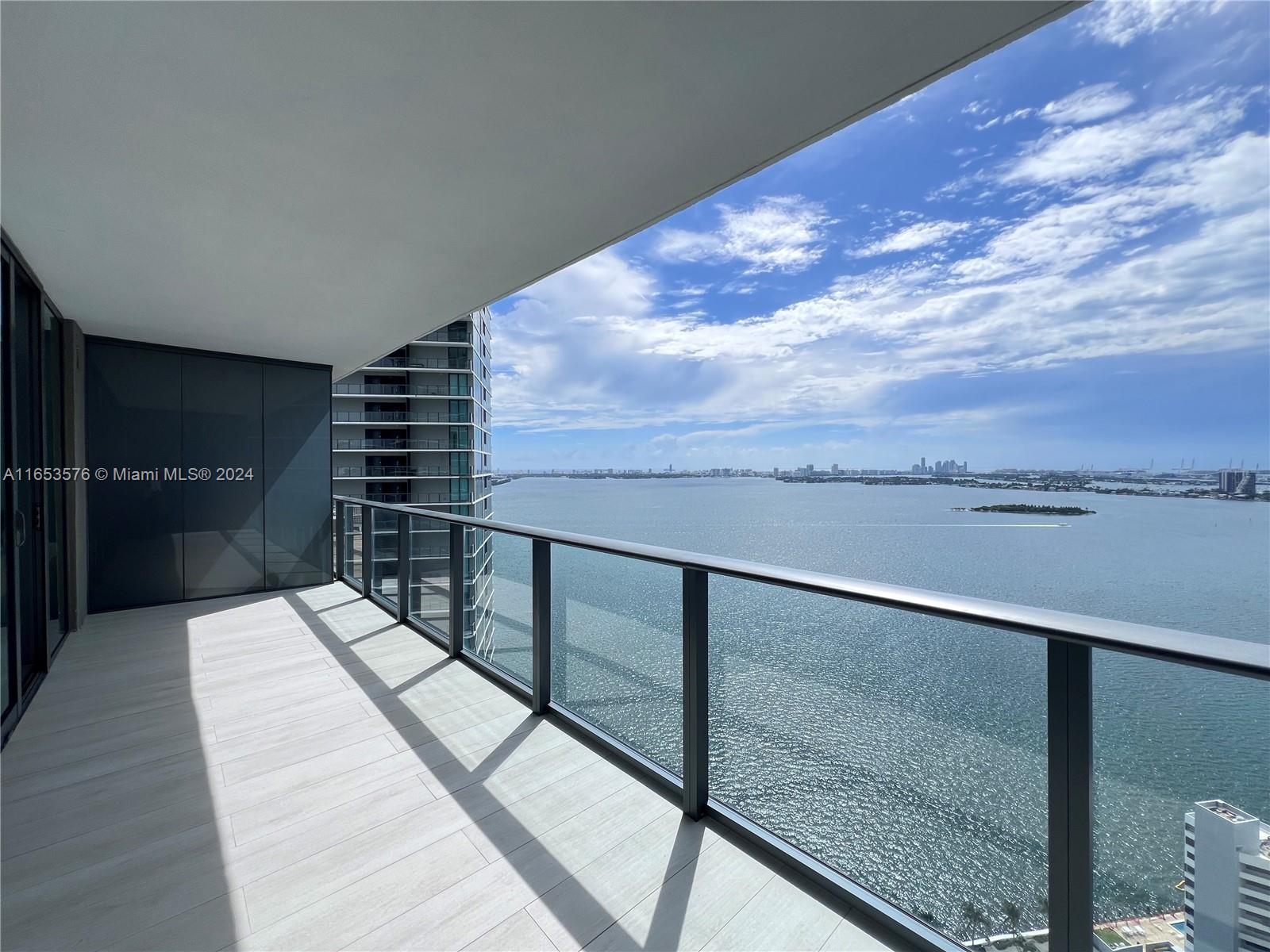PARAISO BAY CONDO - Residential Lease