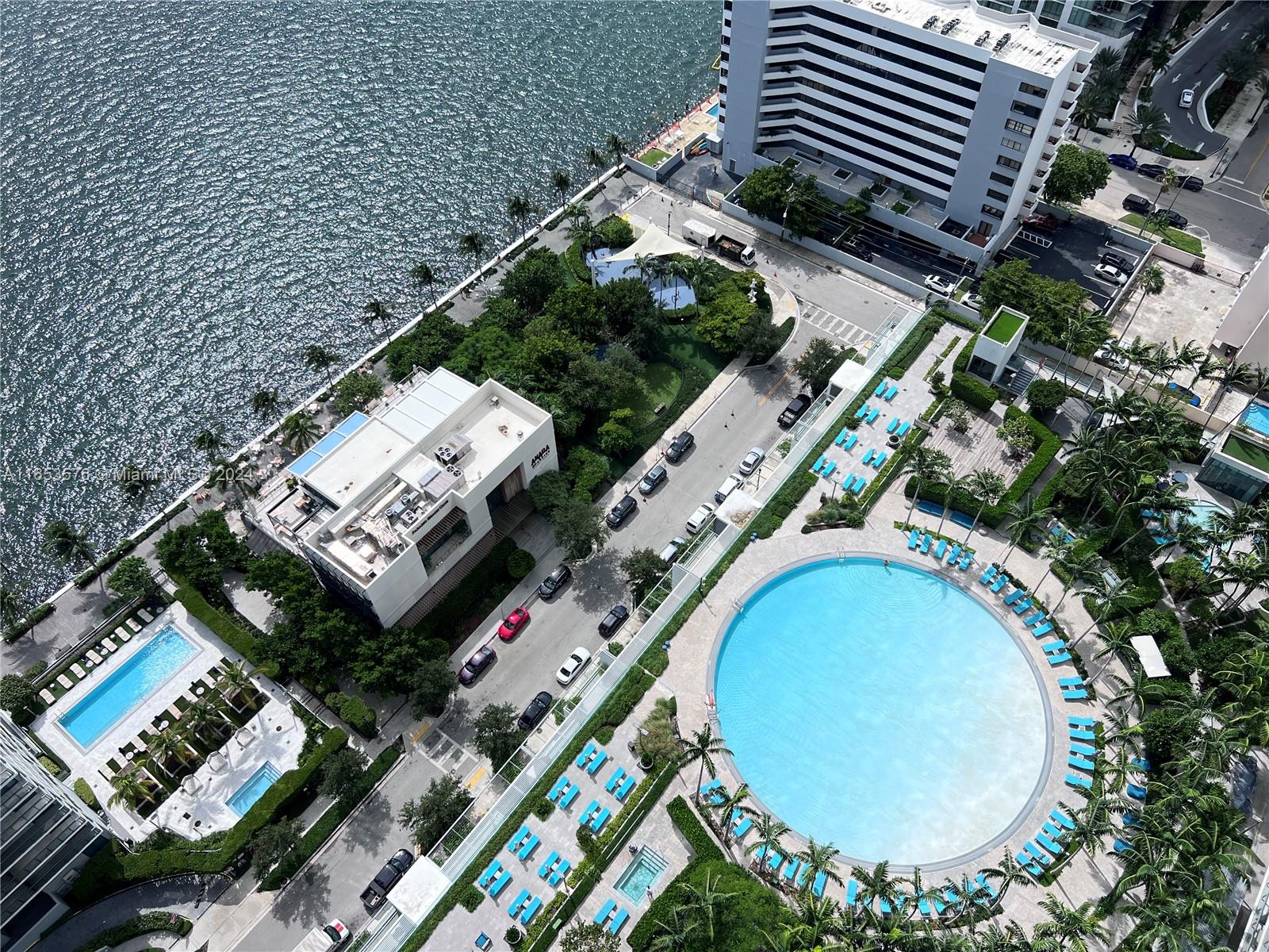 PARAISO BAY CONDO - Residential Lease