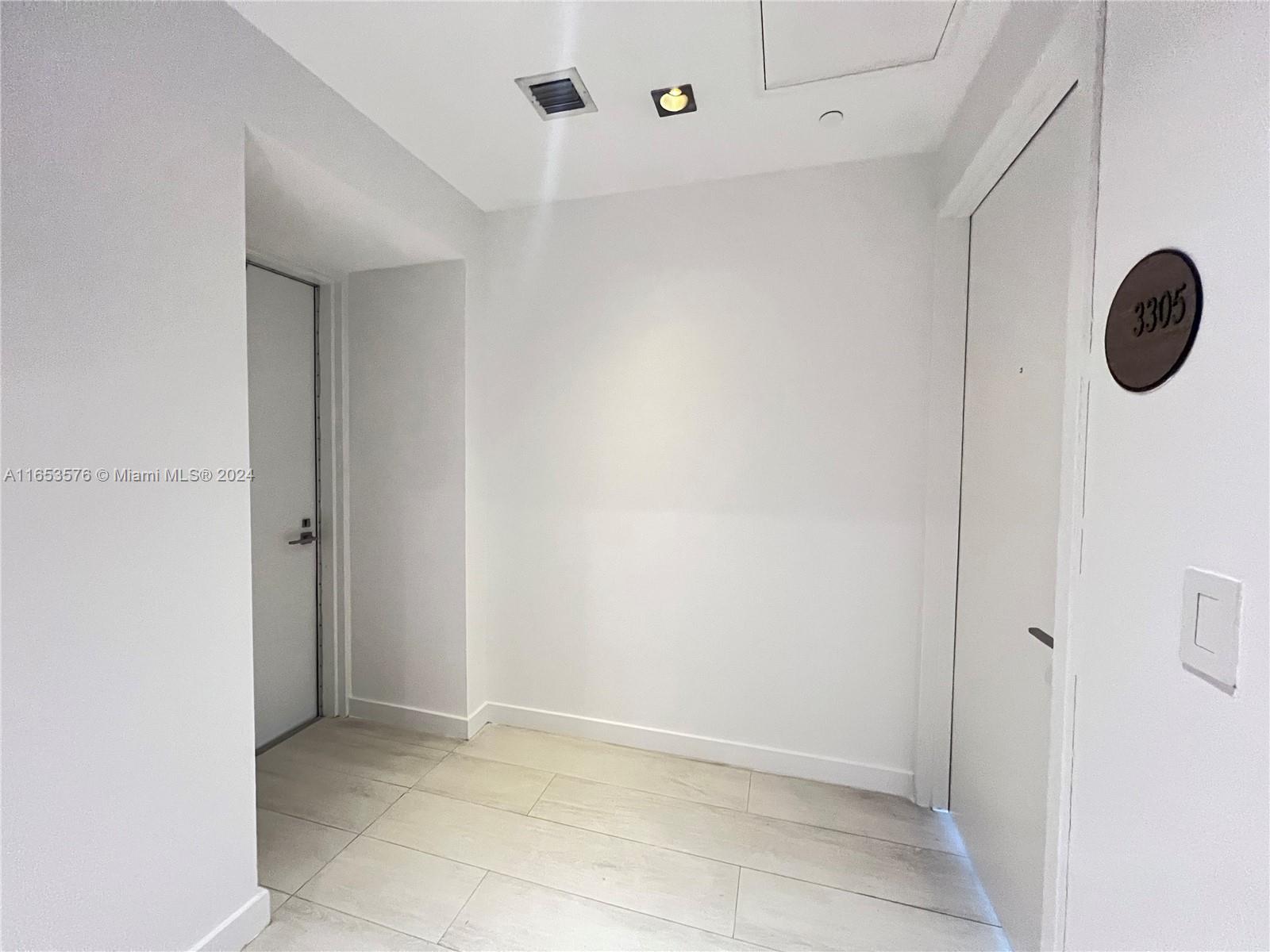 PARAISO BAY CONDO - Residential Lease