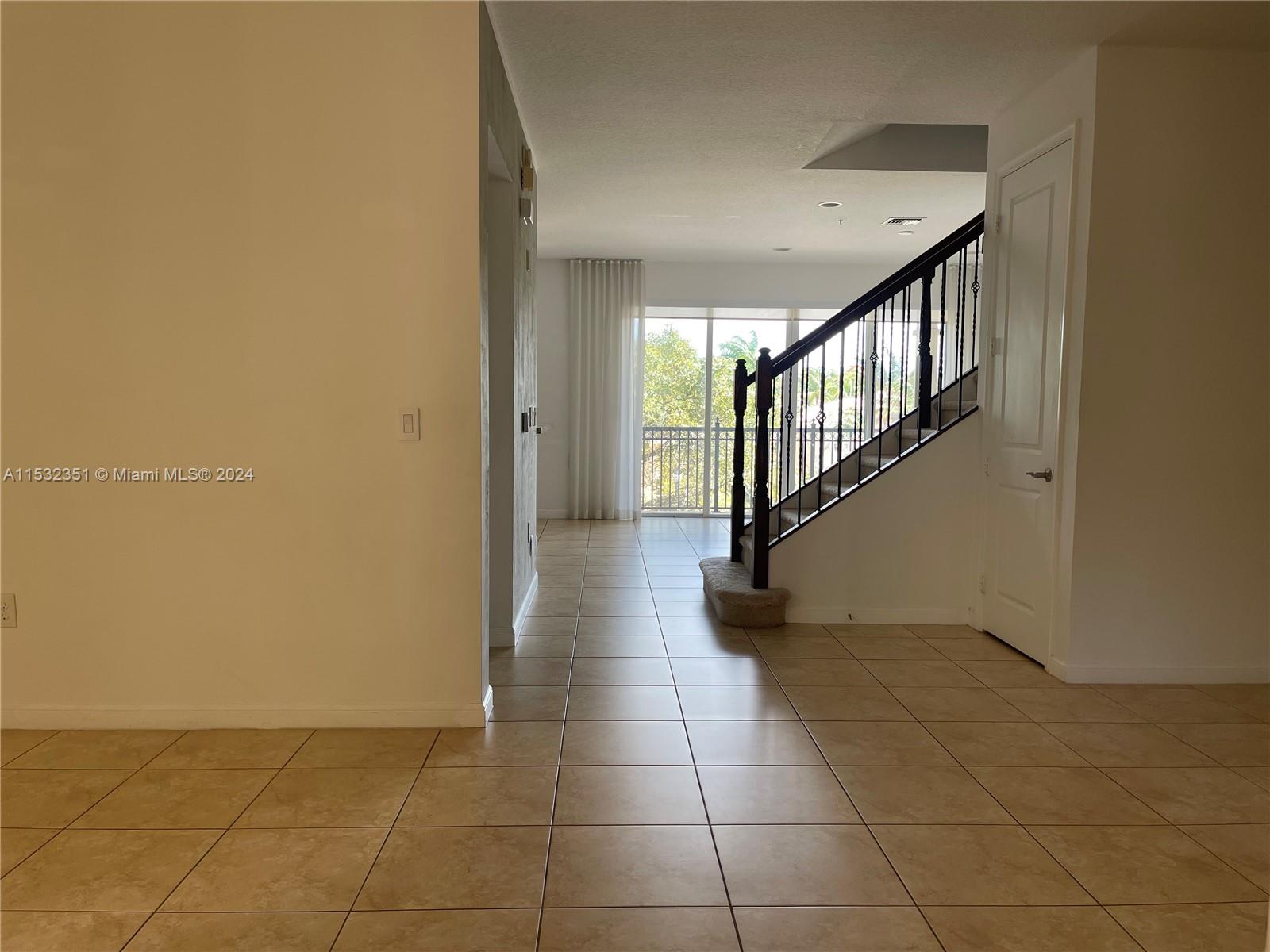 ARTESIA - Residential Lease