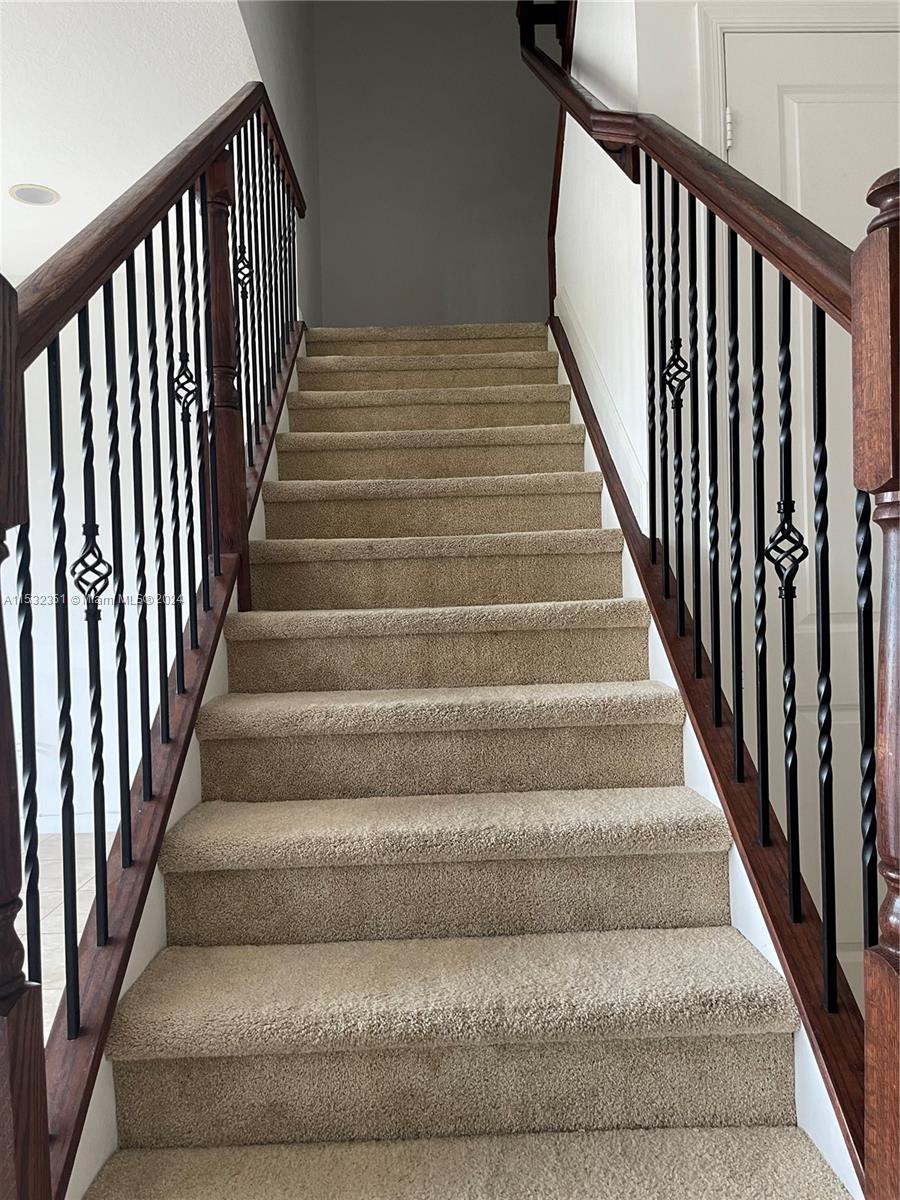 ARTESIA - Residential Lease