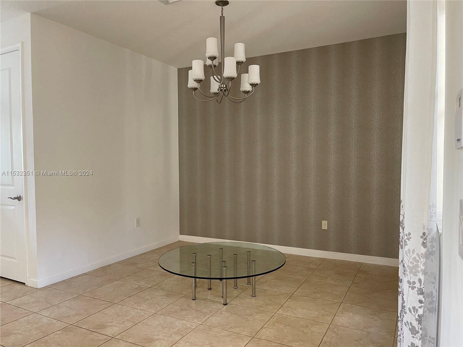 ARTESIA - Residential Lease