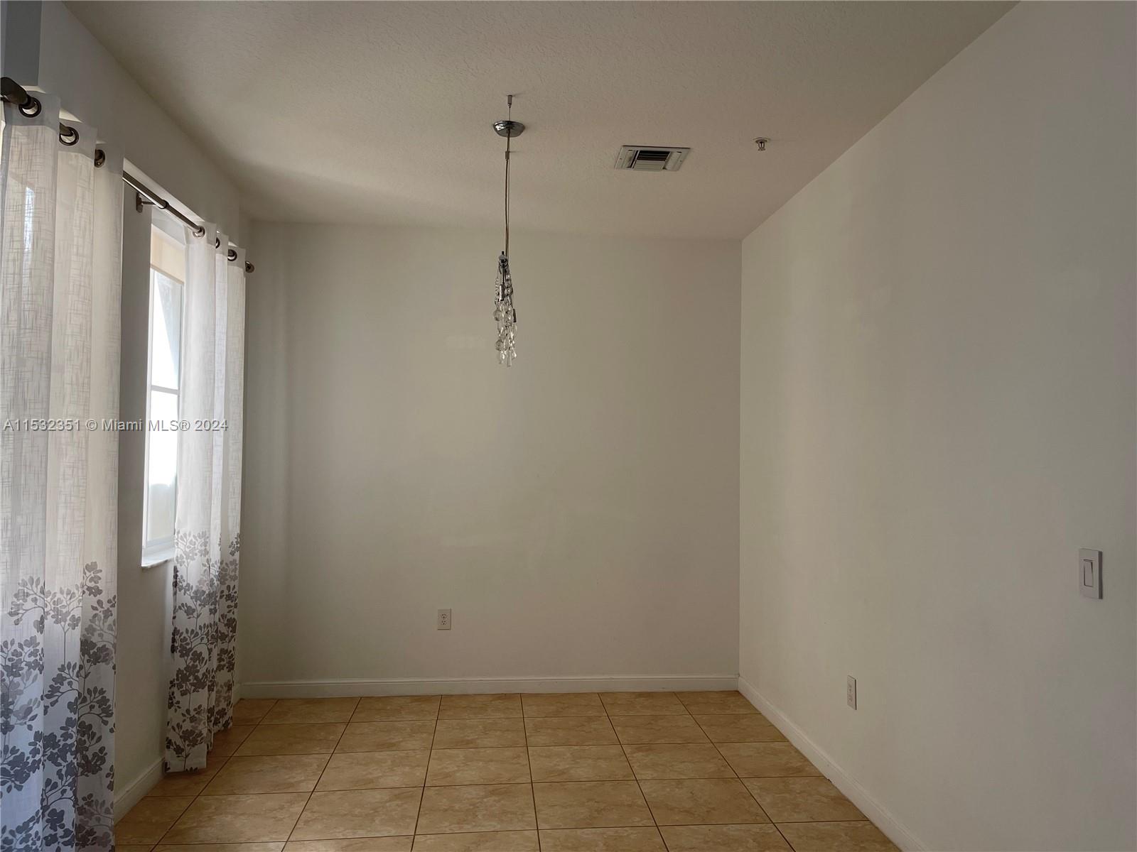 ARTESIA - Residential Lease