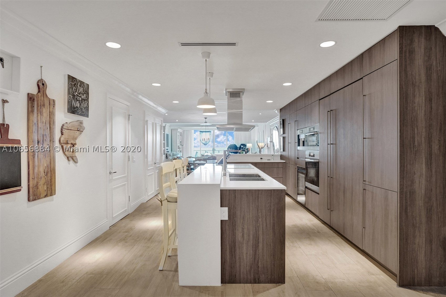 OCEANA KEY BISCAYNE CONDO - Residential