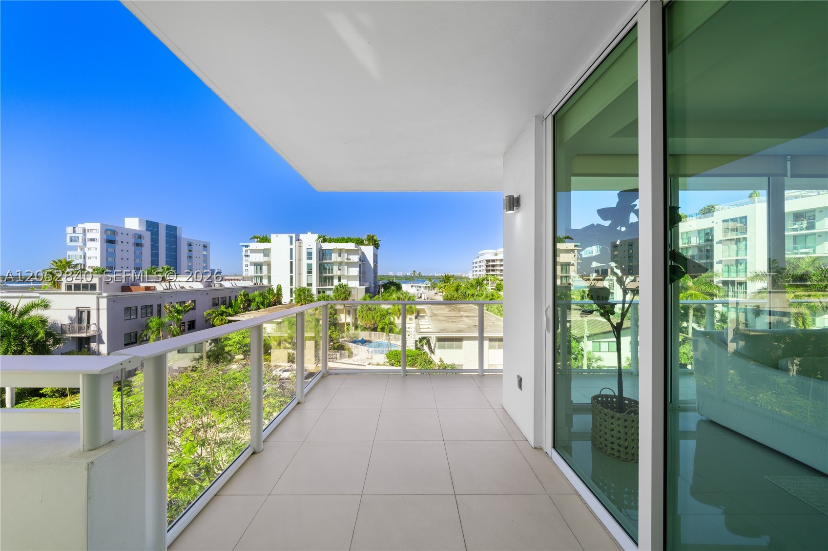 LE JARDIN HOUSE CONDO - Residential Lease