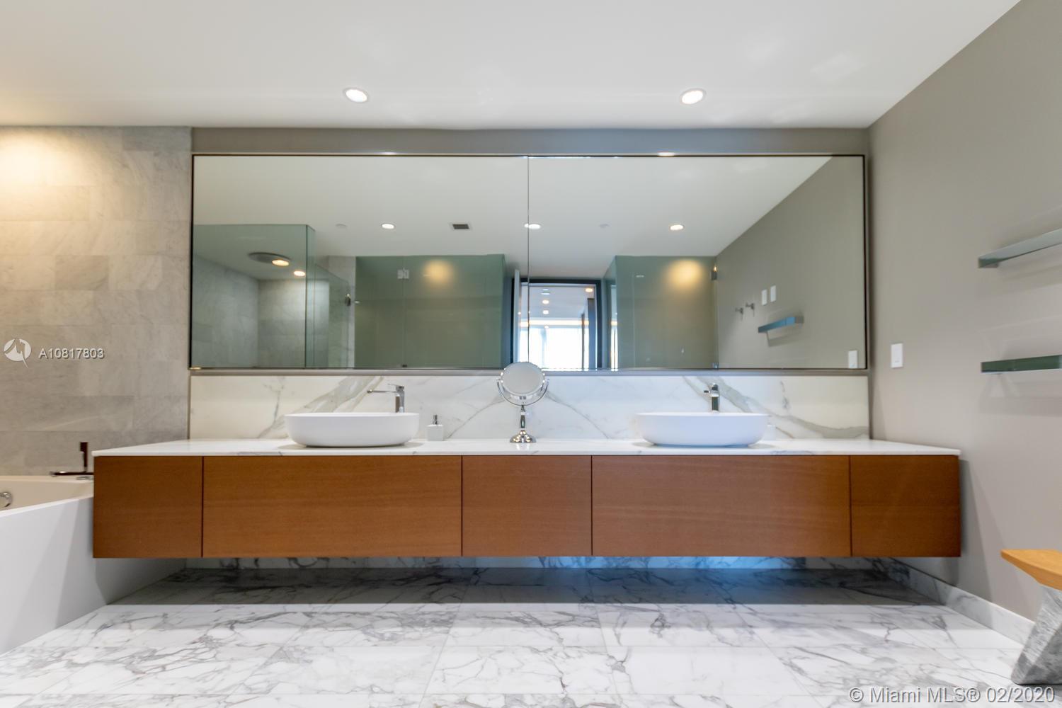 OCEANA BAL HARBOUR CONDO - Residential