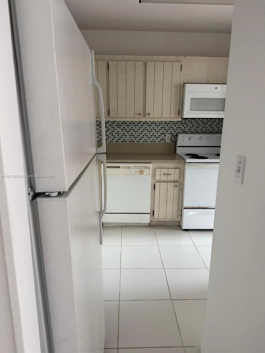 CRESTVIEW TOWERS CONDO - Residential