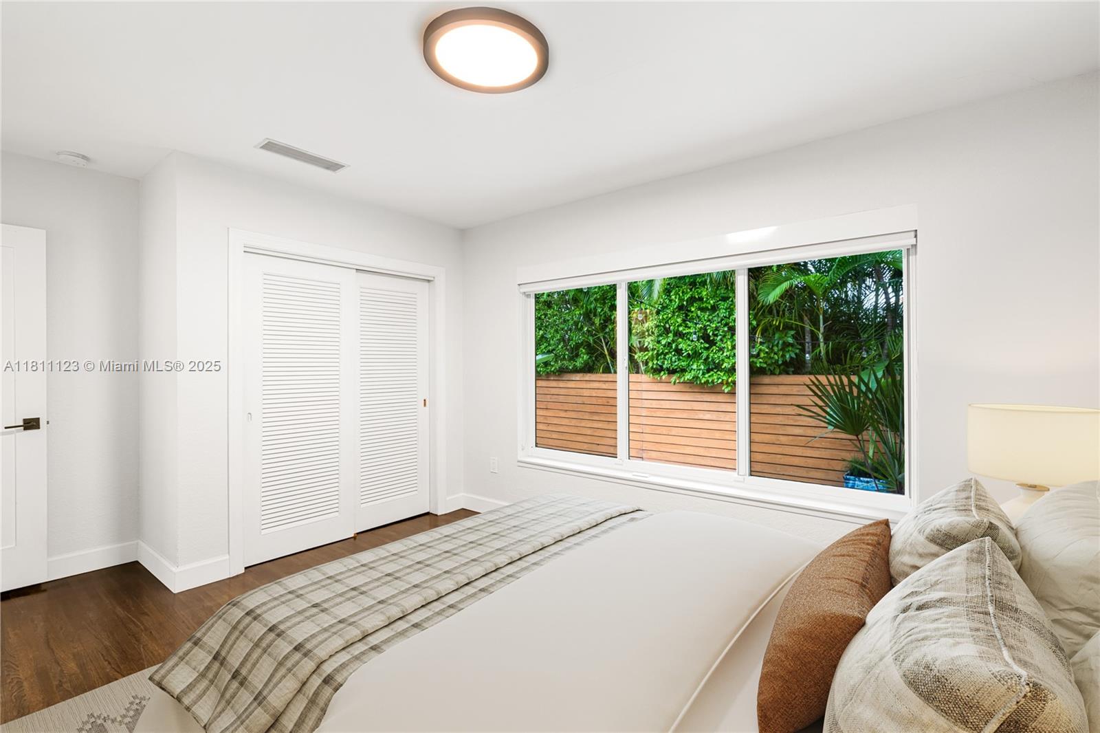 CRYSTAL VIEW - Residential Lease