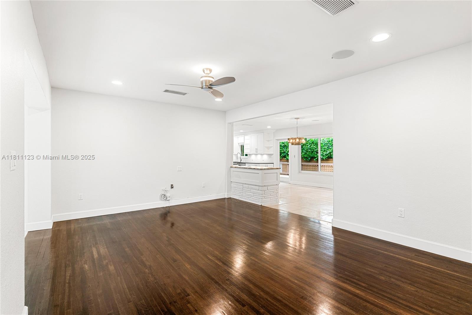 CRYSTAL VIEW - Residential Lease