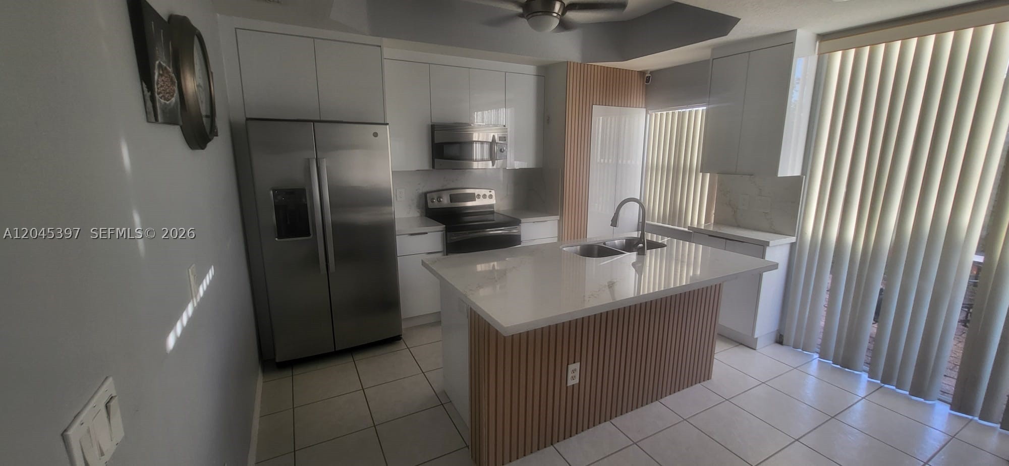VILLAS AT HARBOR ISLES CO - Residential