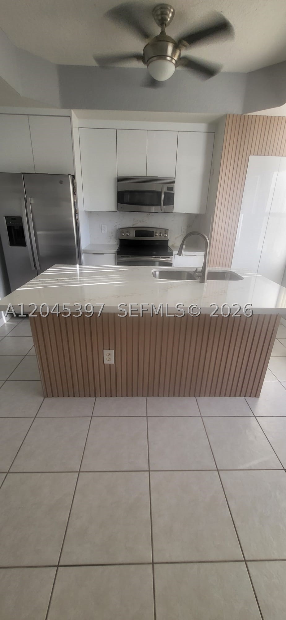VILLAS AT HARBOR ISLES CO - Residential