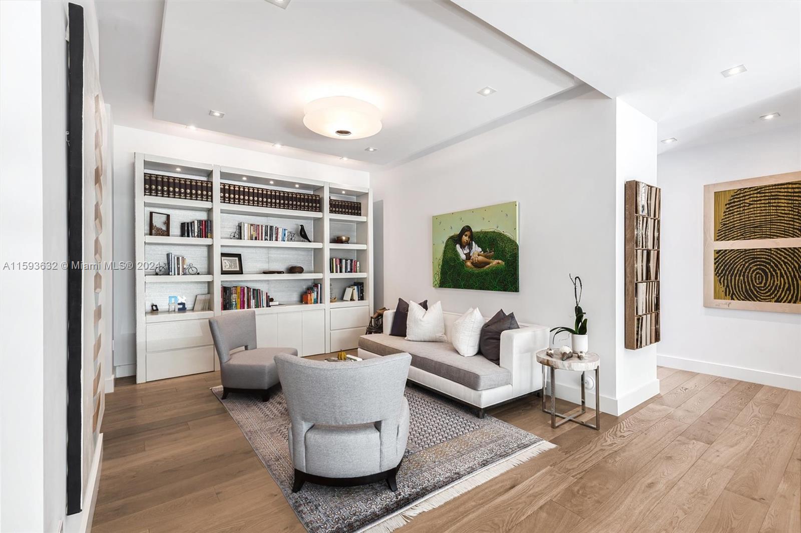 GOLDEN BEACH SEC F - Residential