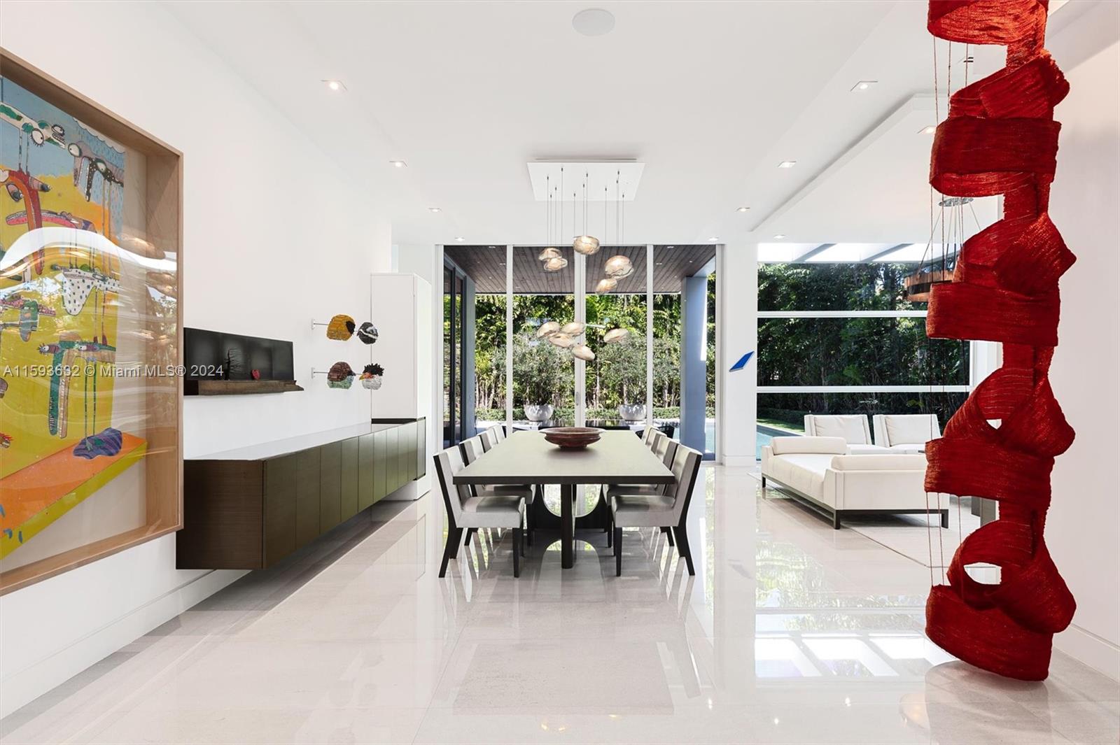 GOLDEN BEACH SEC F - Residential