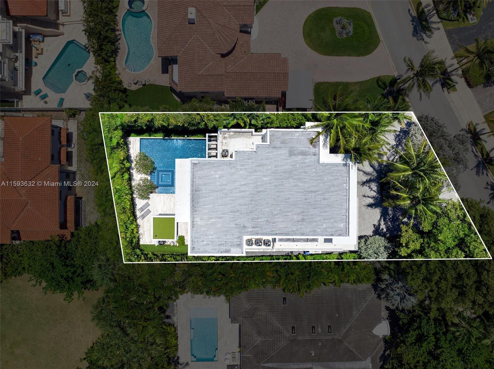 GOLDEN BEACH SEC F - Residential
