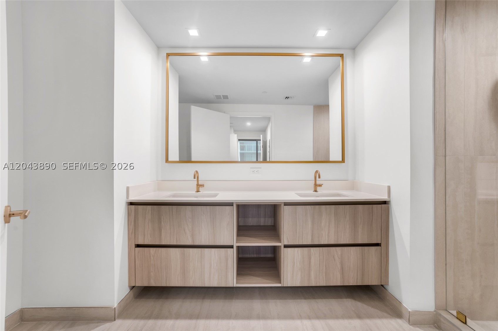 VICEROY BRICKELL - Residential