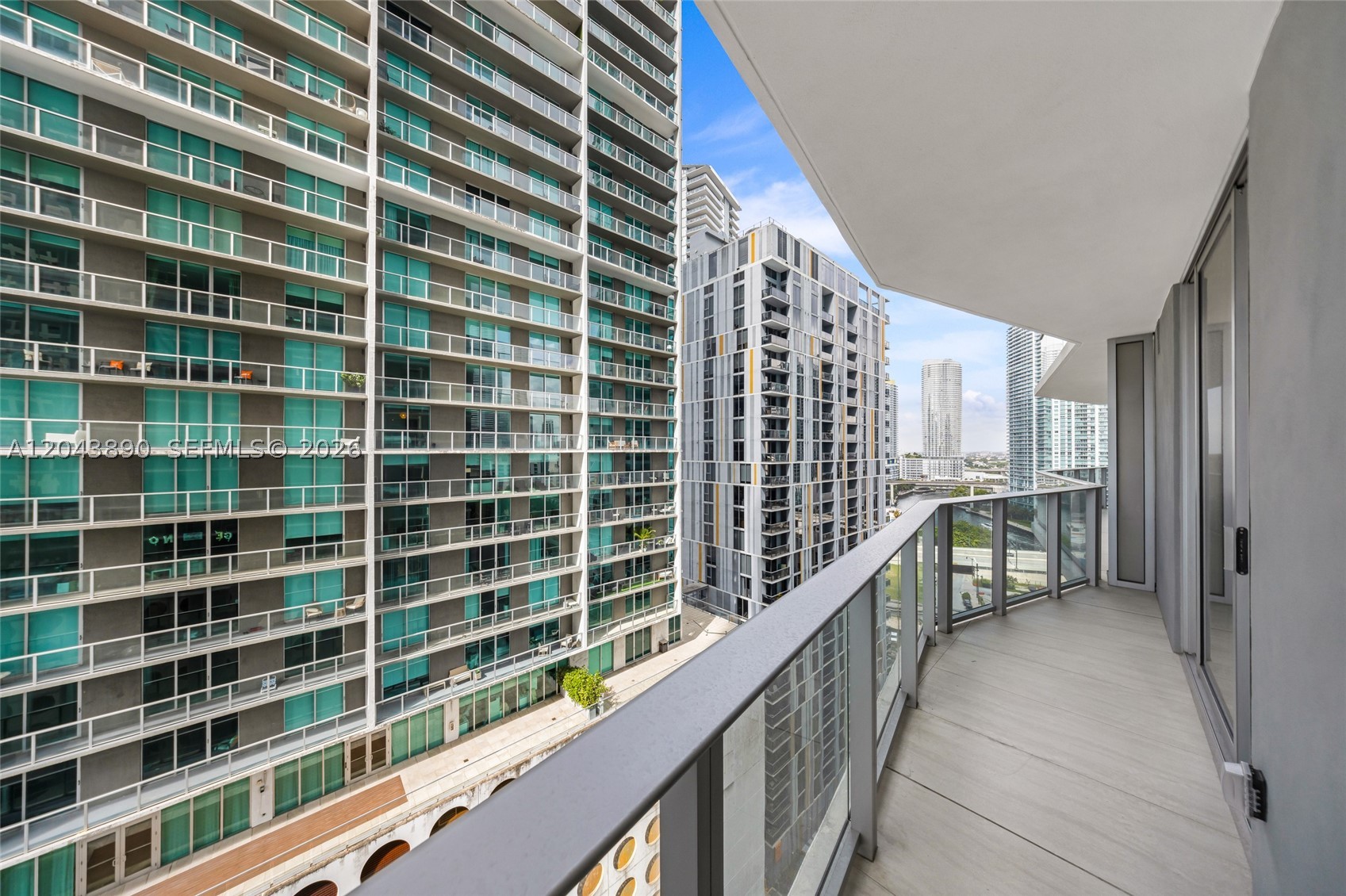 VICEROY BRICKELL - Residential