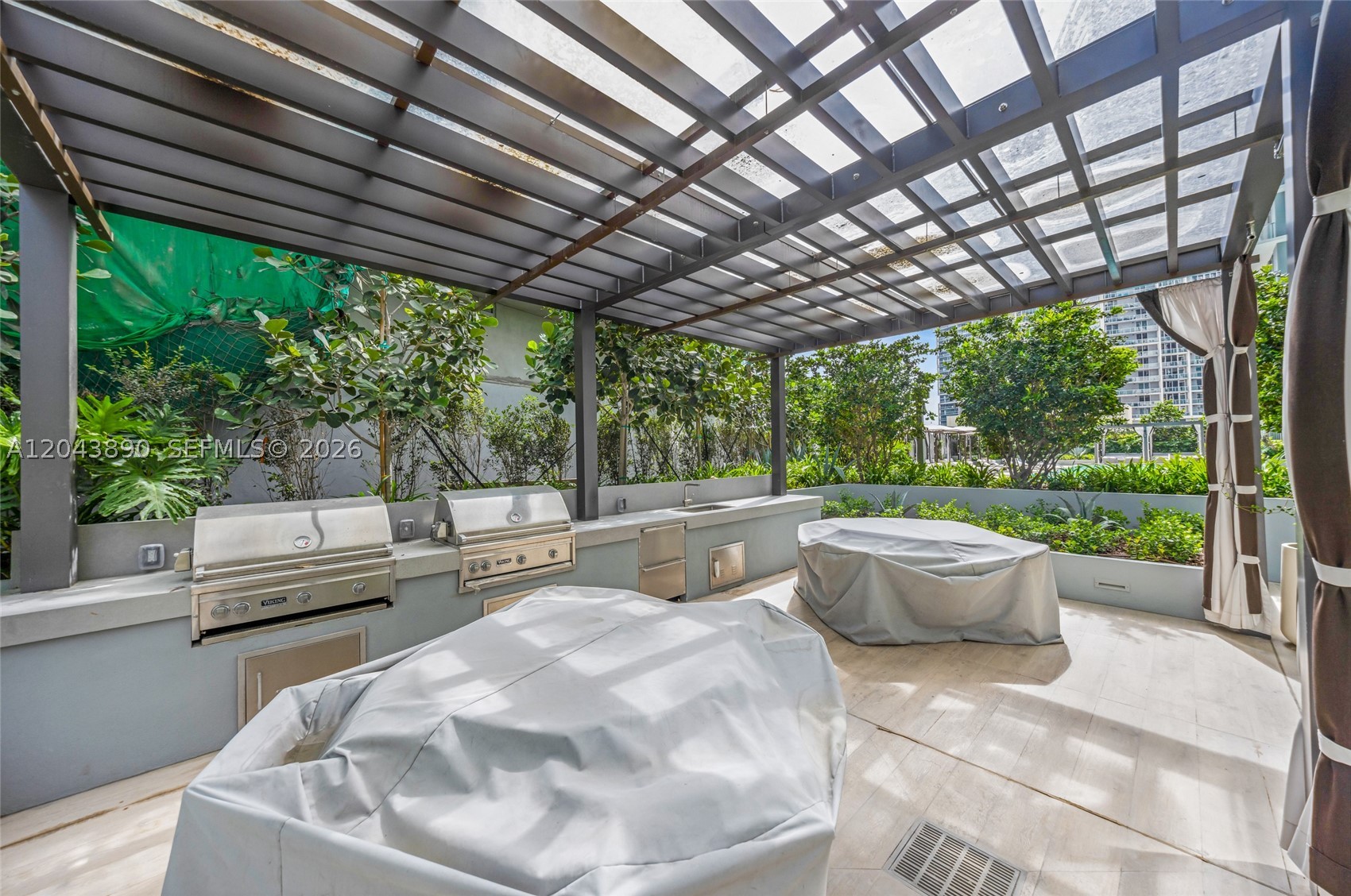 VICEROY BRICKELL - Residential