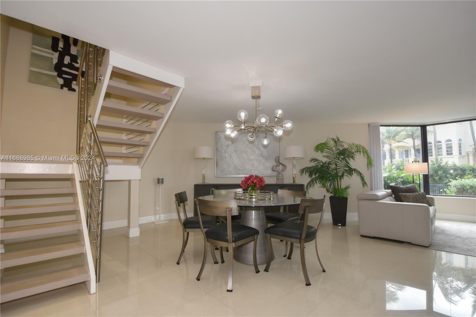 TOWNHOUSES OF HIGHLAND BE - Residential Lease