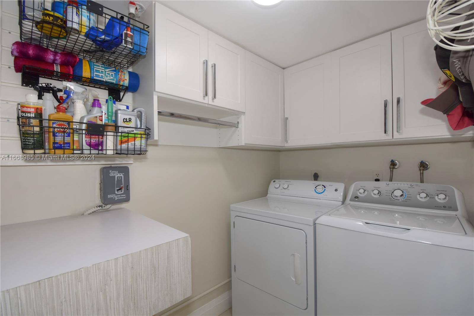 TOWNHOUSES OF HIGHLAND BE - Residential Lease