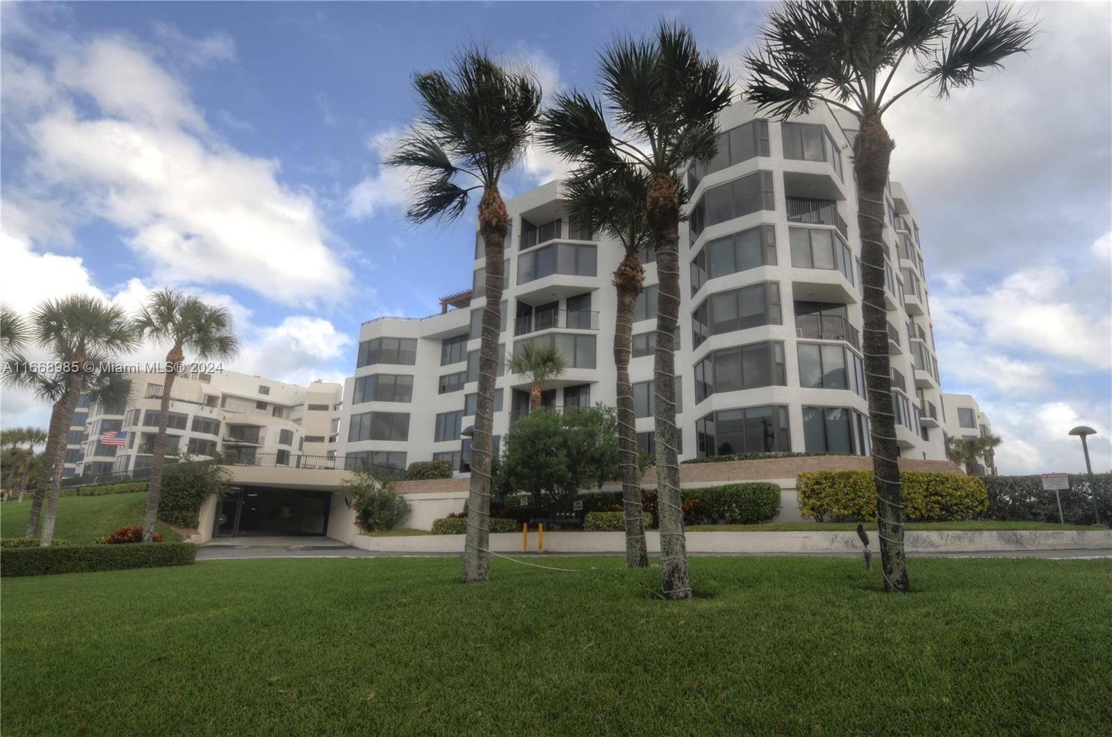 TOWNHOUSES OF HIGHLAND BE - Residential Lease