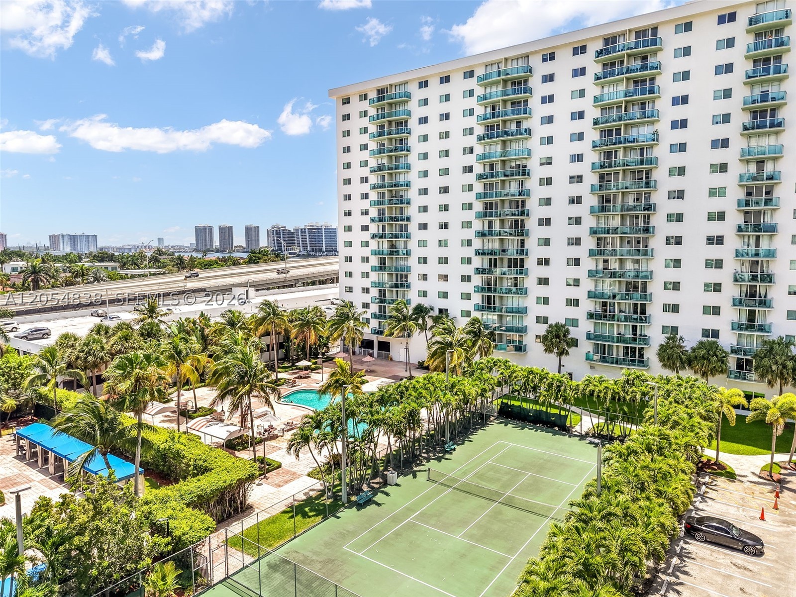 OCEANVIEW BUILDING B COND - Residential