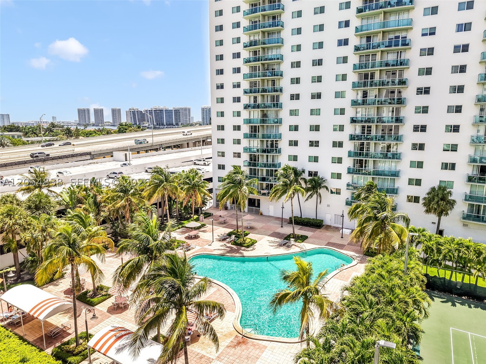 OCEANVIEW BUILDING B COND - Residential