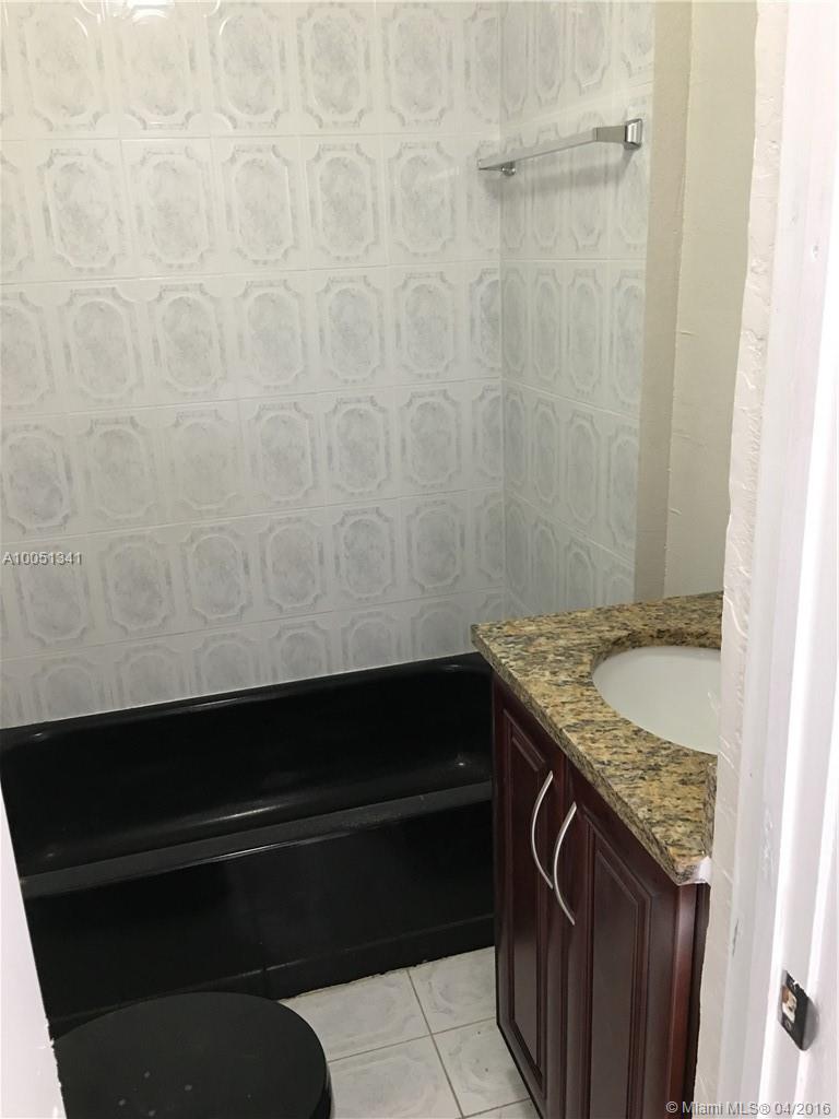 Westwind Lakes Sec 01 - Residential Lease