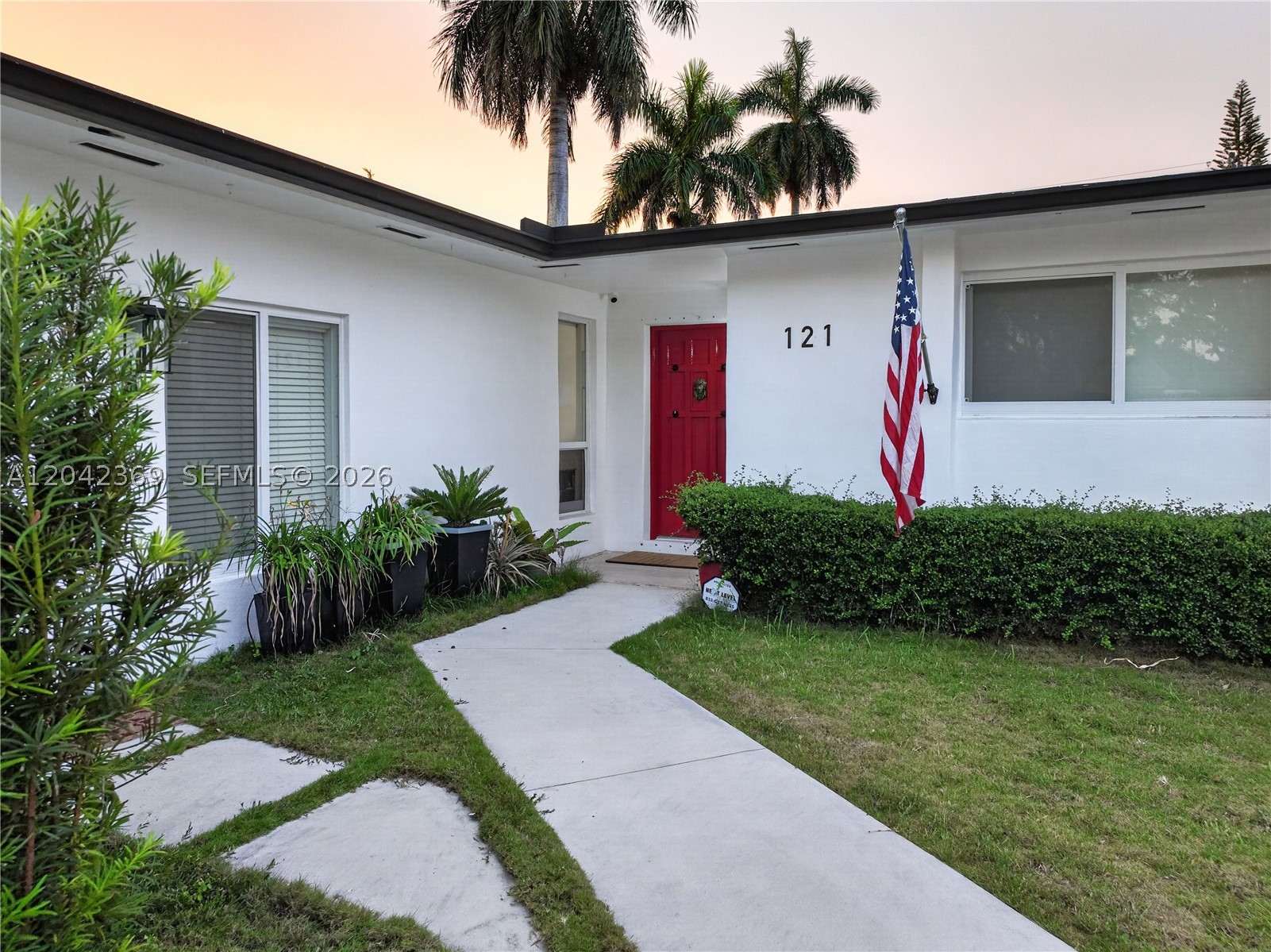 DOWNER PALMS DIV NO 1 - Residential