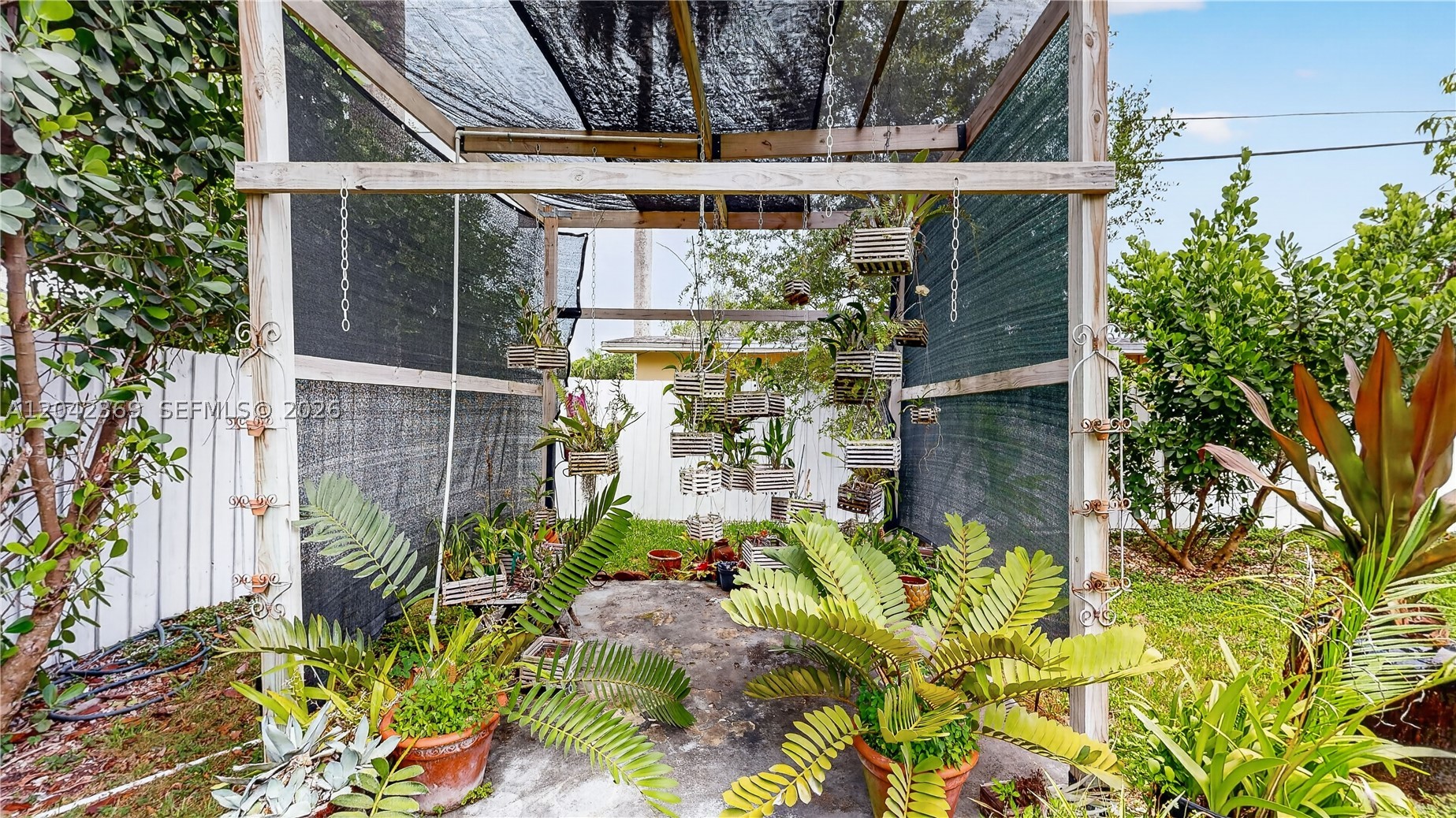 DOWNER PALMS DIV NO 1 - Residential