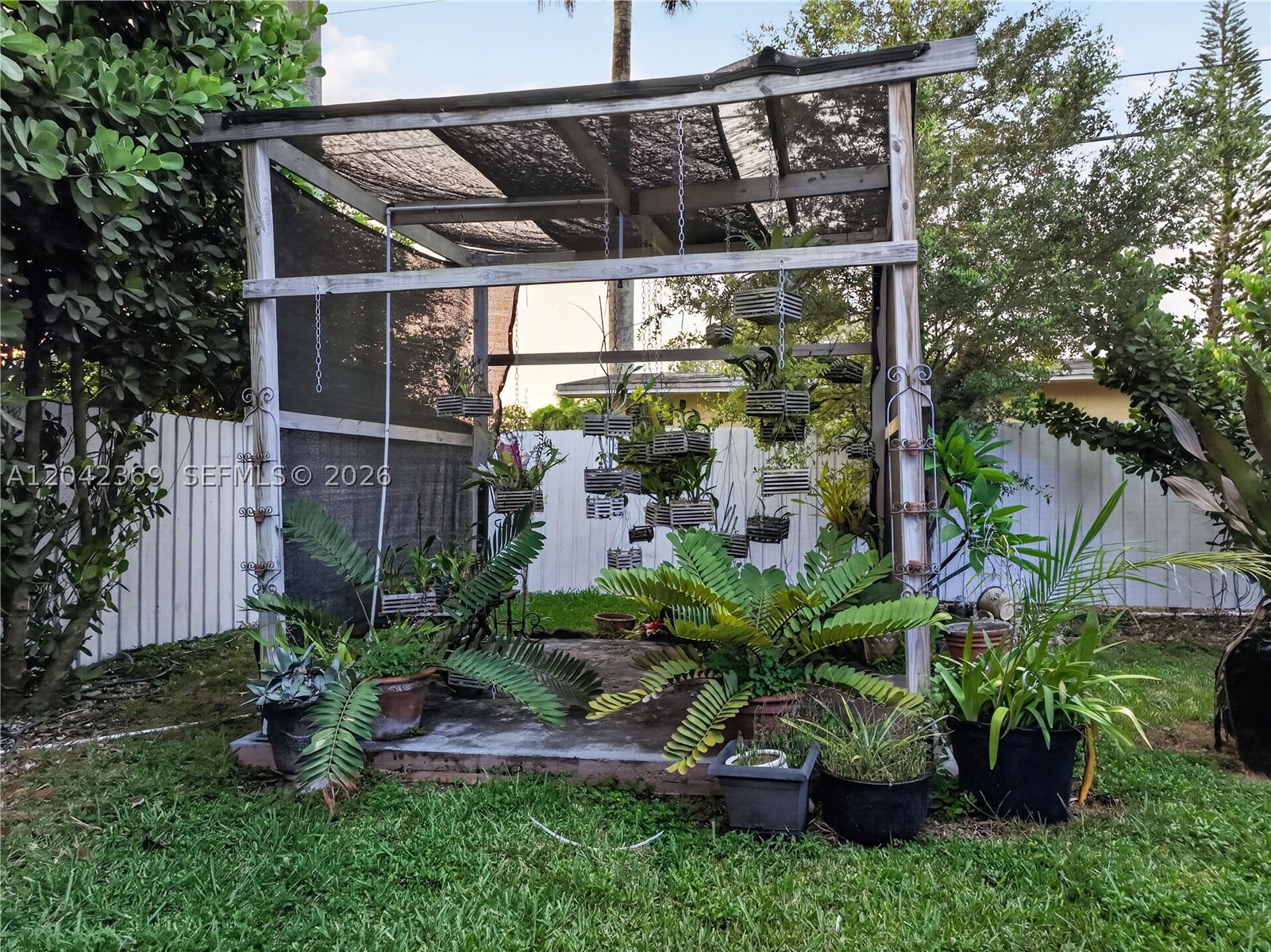 DOWNER PALMS DIV NO 1 - Residential