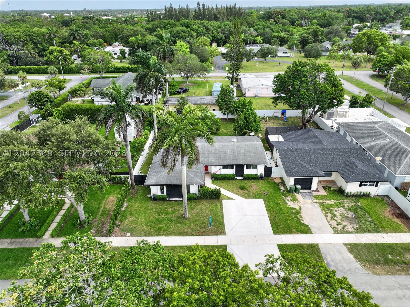 DOWNER PALMS DIV NO 1 - Residential