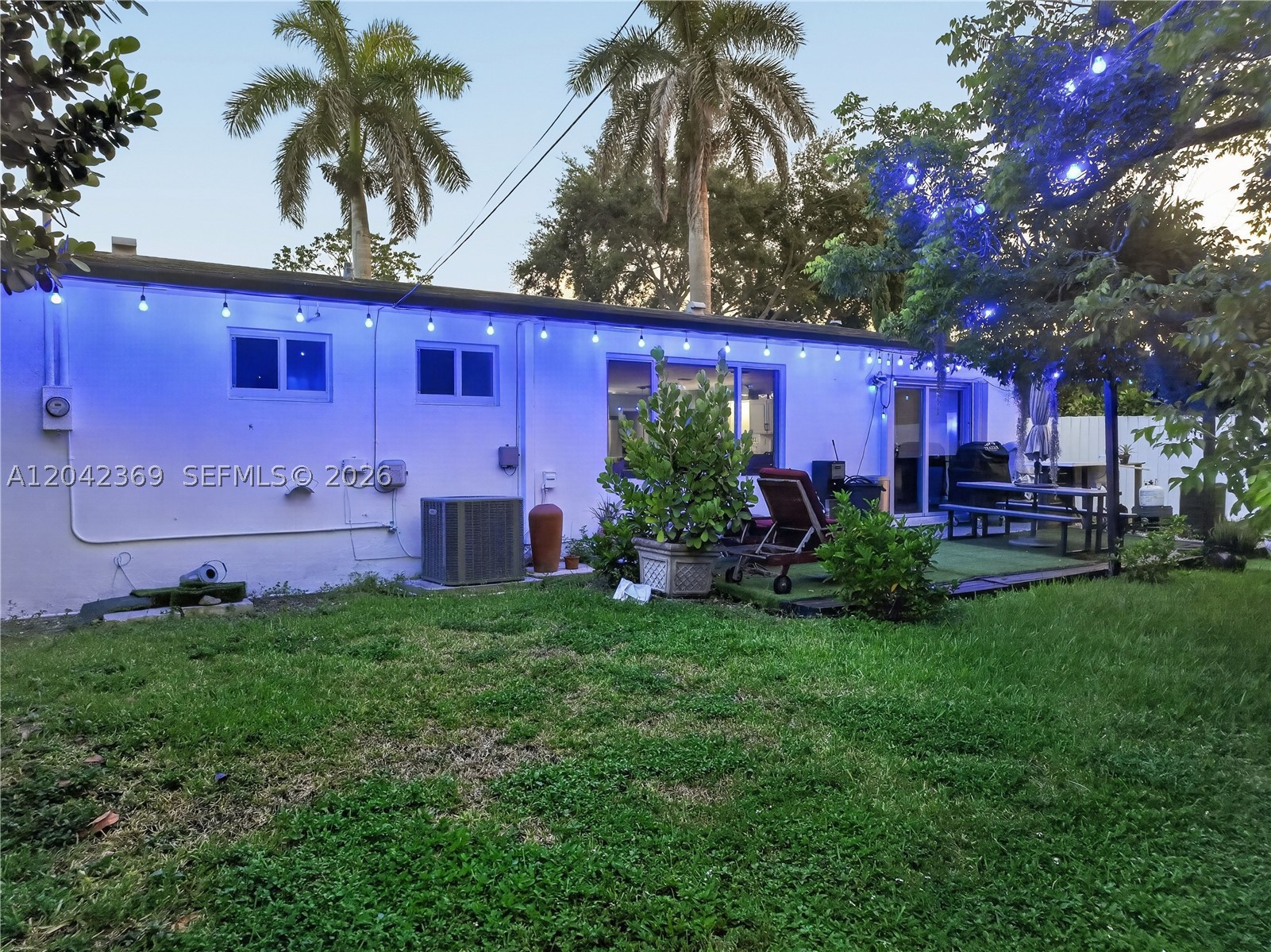 DOWNER PALMS DIV NO 1 - Residential