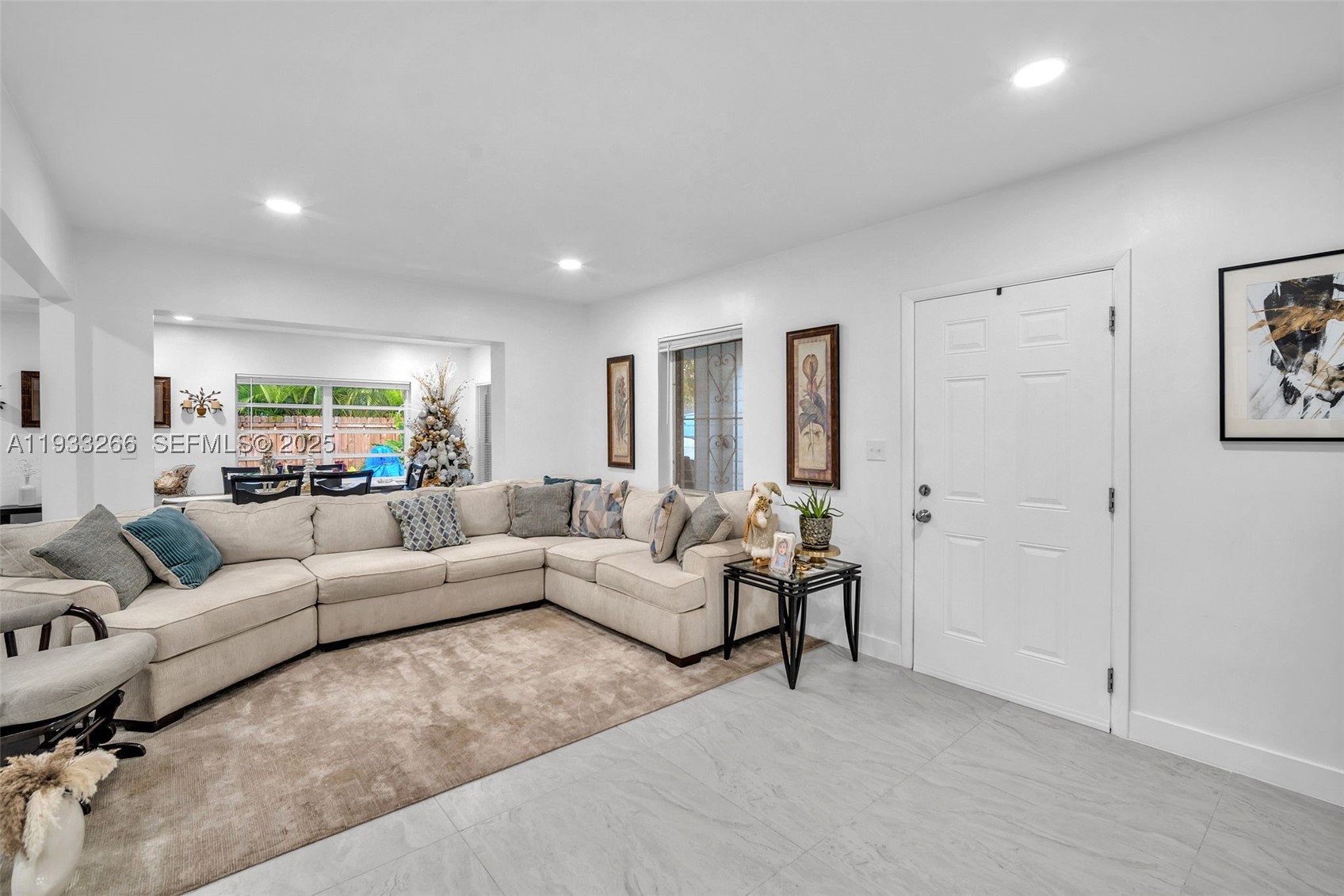 BISCAYNE HIGHLANDS - Residential