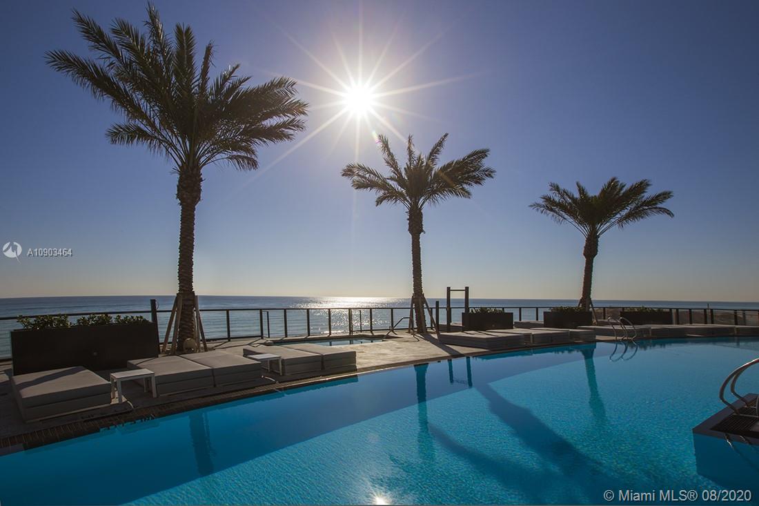 18555 COLLINS AVENUE COND - Residential