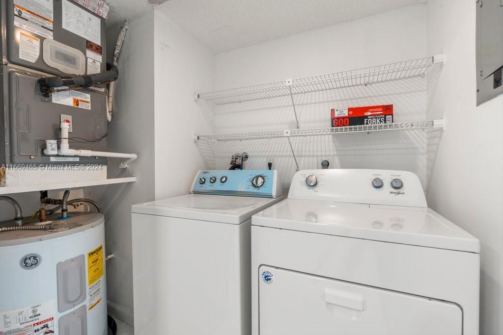C C APTS AT BONAVENTURE 3 - Residential Lease
