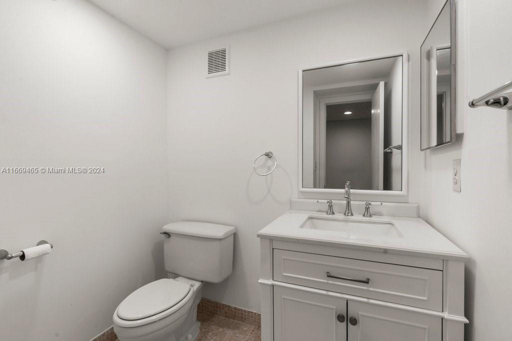C C APTS AT BONAVENTURE 3 - Residential Lease