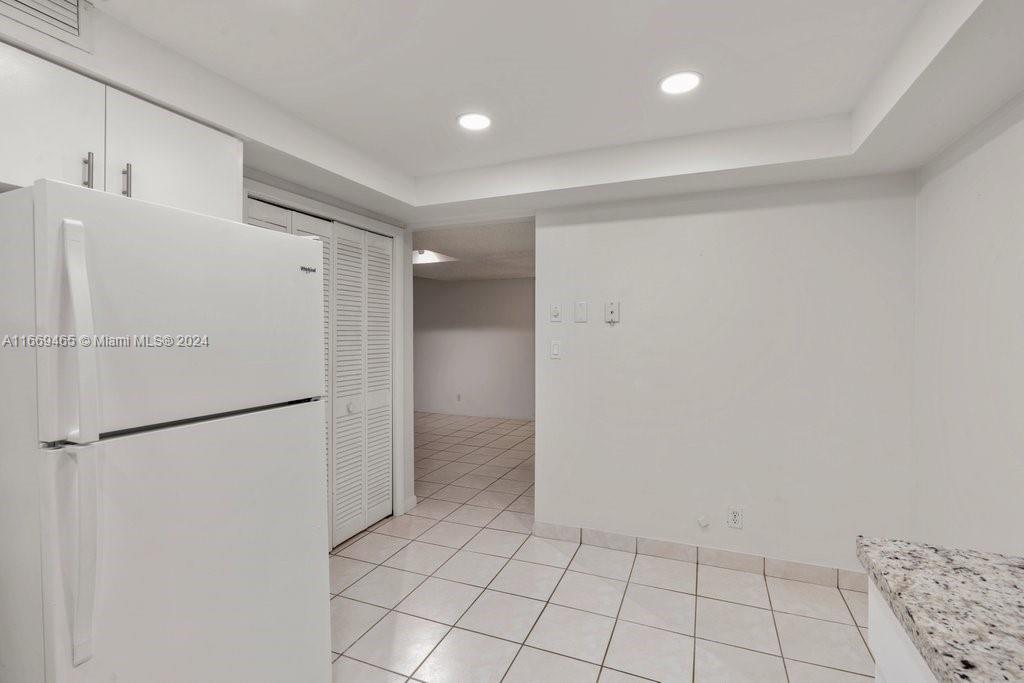 C C APTS AT BONAVENTURE 3 - Residential Lease