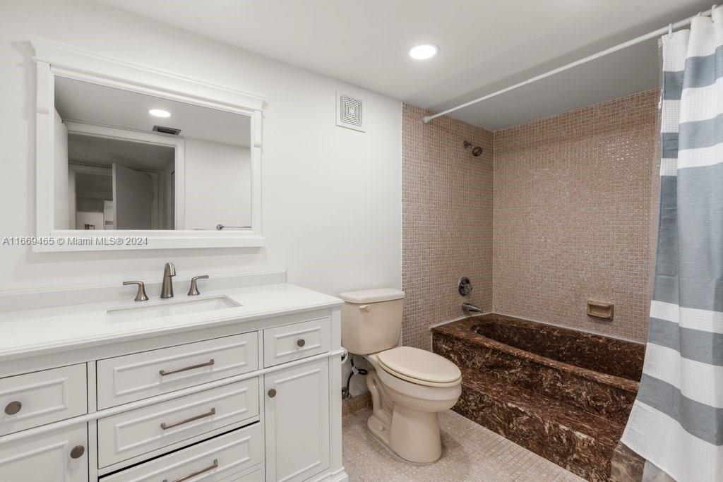 C C APTS AT BONAVENTURE 3 - Residential Lease