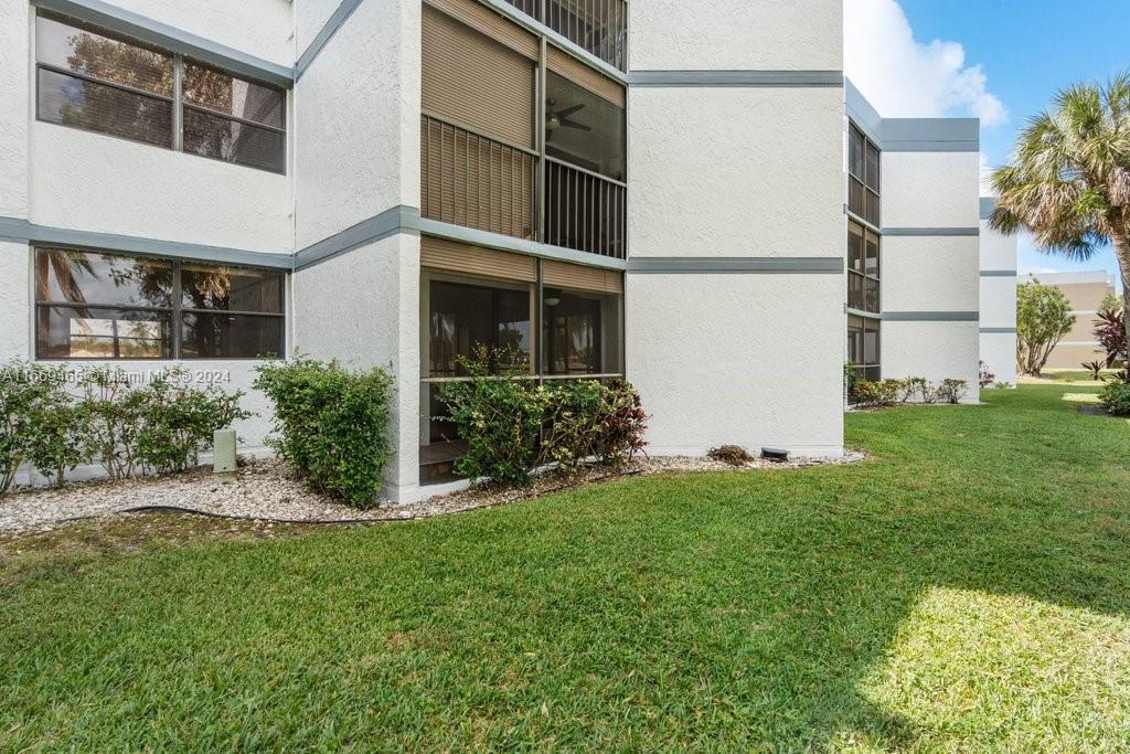 C C APTS AT BONAVENTURE 3 - Residential Lease