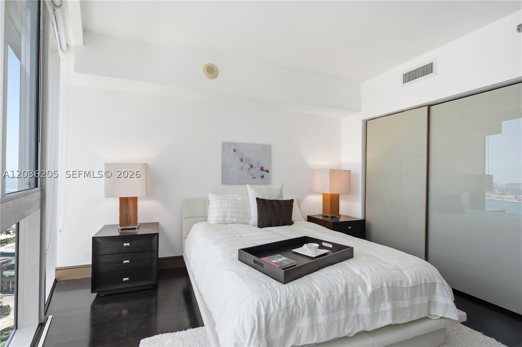 ICONBRICKELL CONDO NO 1 - Residential