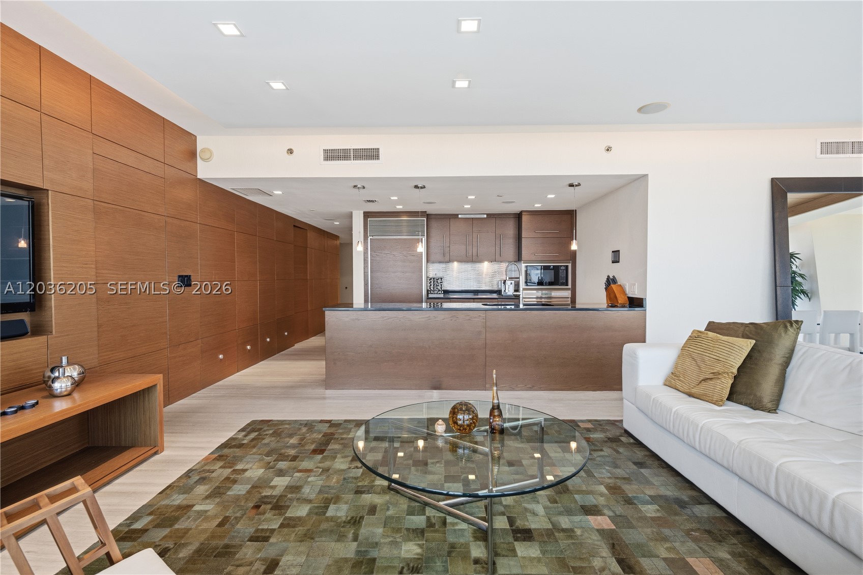ICONBRICKELL CONDO NO 1 - Residential