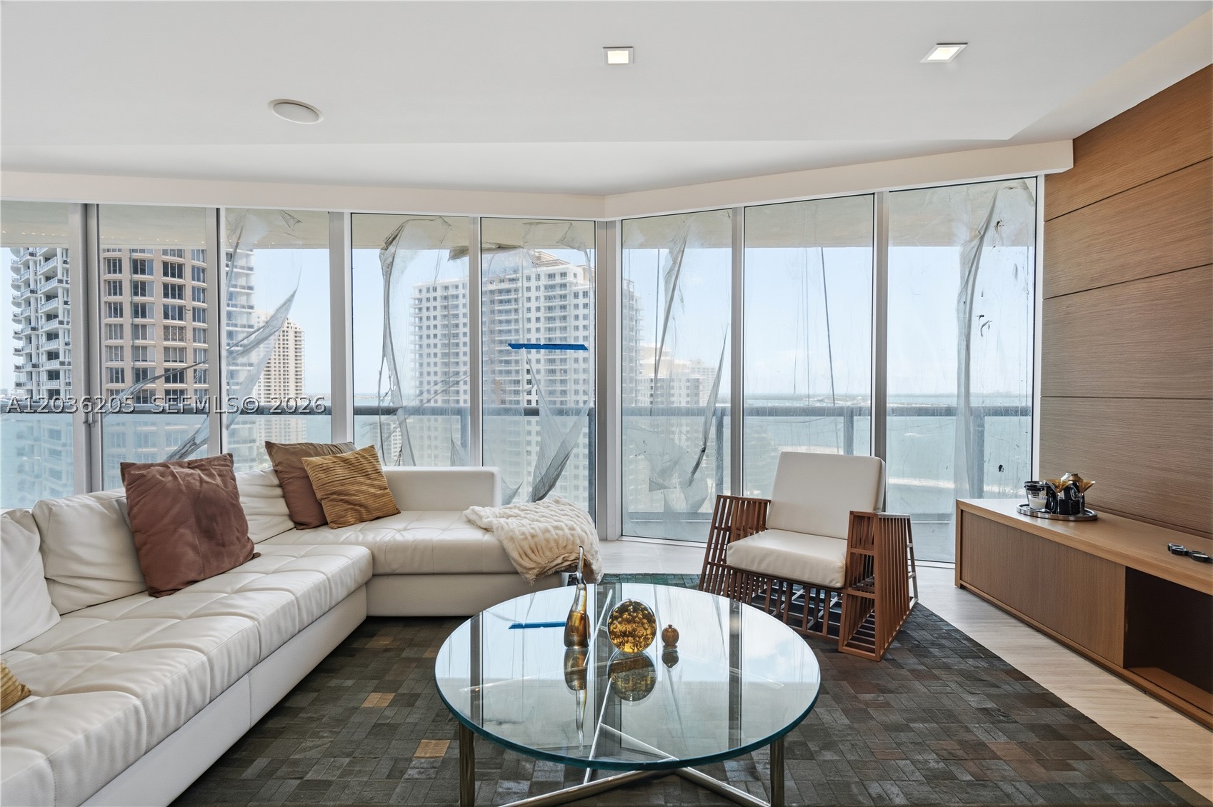 ICONBRICKELL CONDO NO 1 - Residential