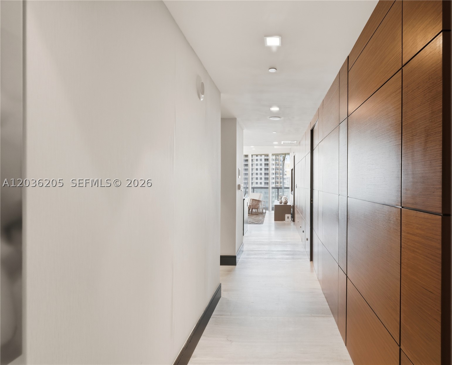 ICONBRICKELL CONDO NO 1 - Residential