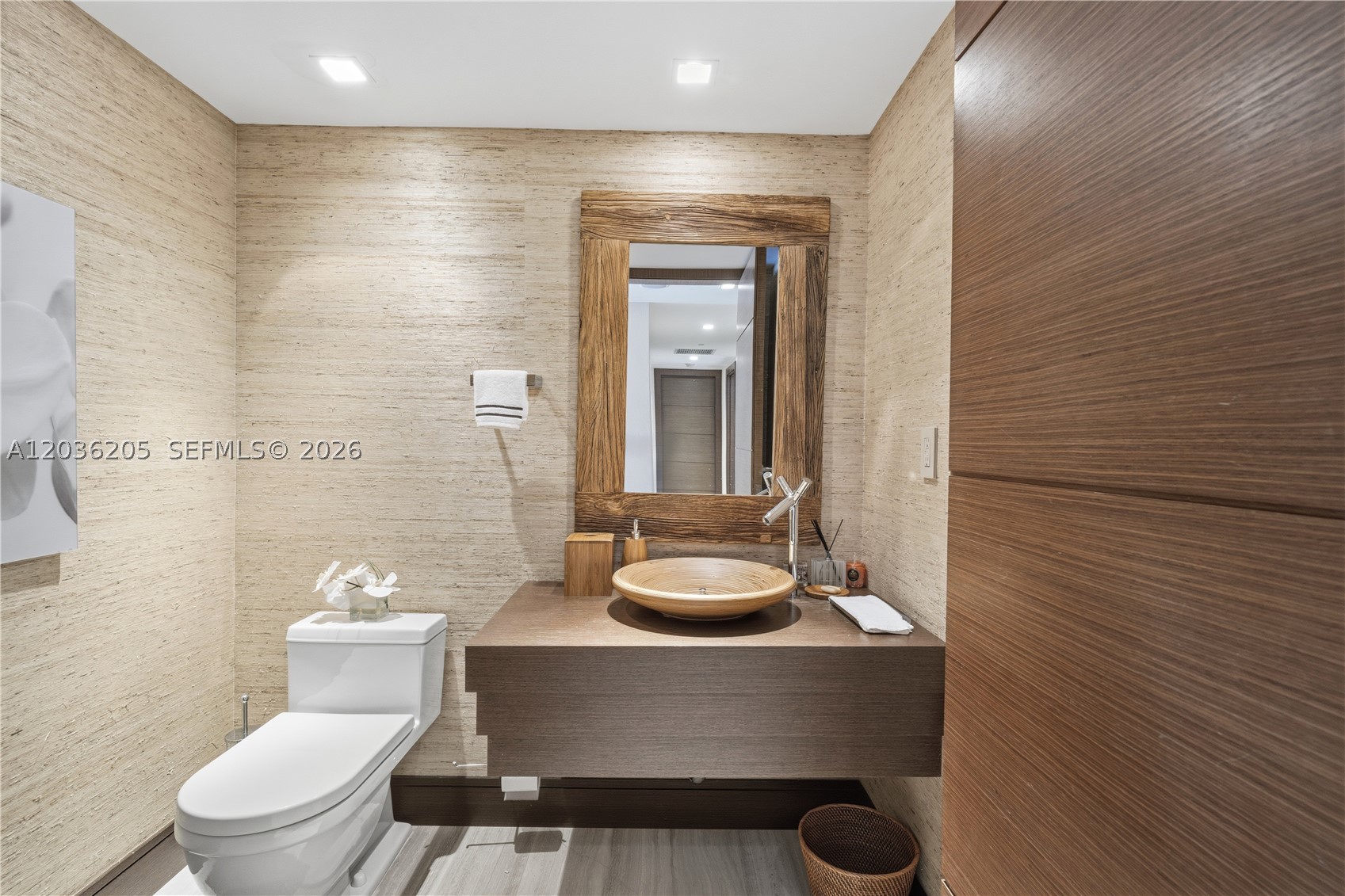 ICONBRICKELL CONDO NO 1 - Residential