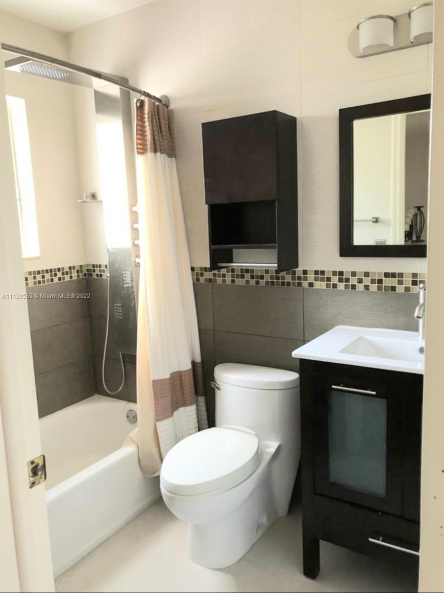 OAK CREEK NORTH - Residential
