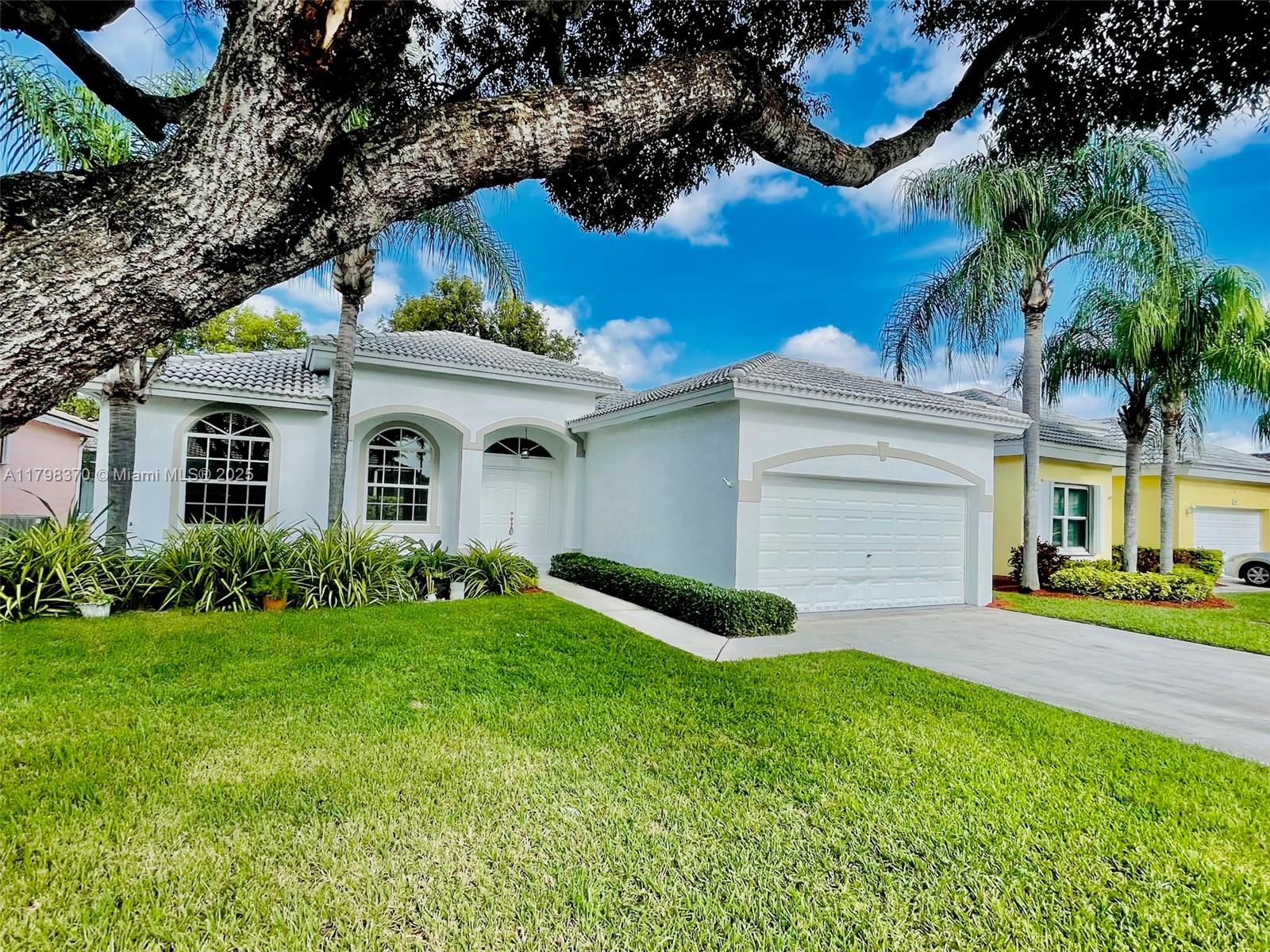 KEYS-GATE NO 1 - Residential Lease