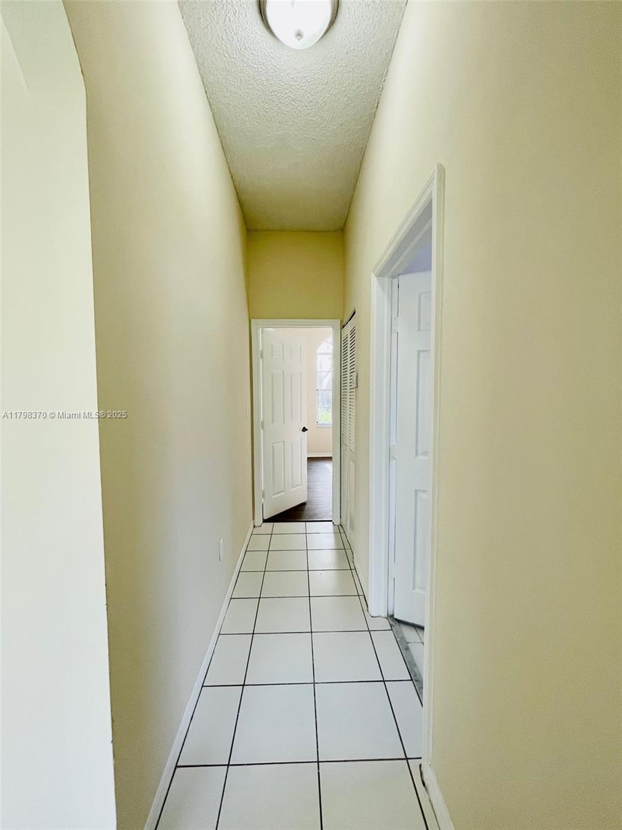 KEYS-GATE NO 1 - Residential Lease