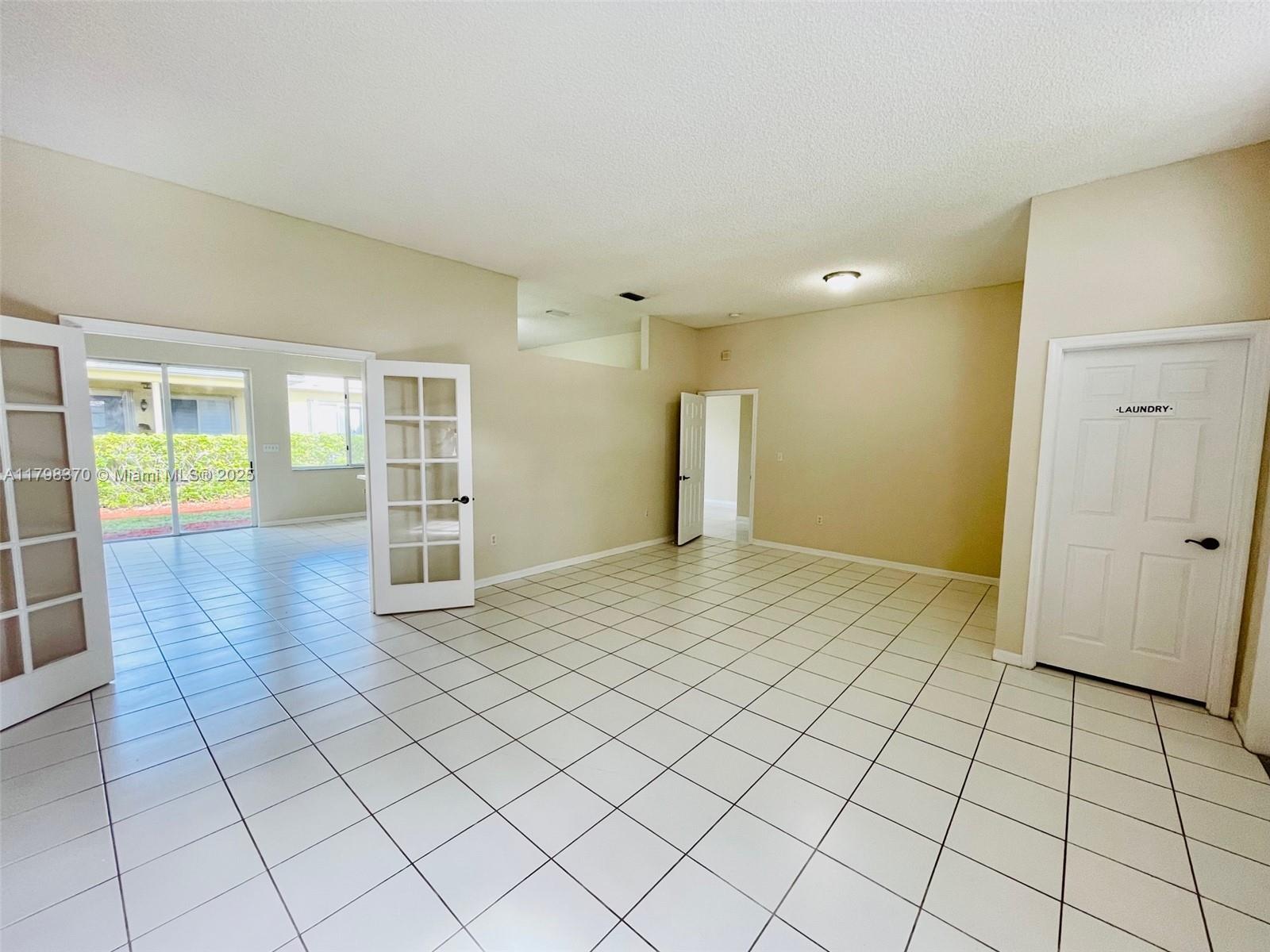 KEYS-GATE NO 1 - Residential Lease